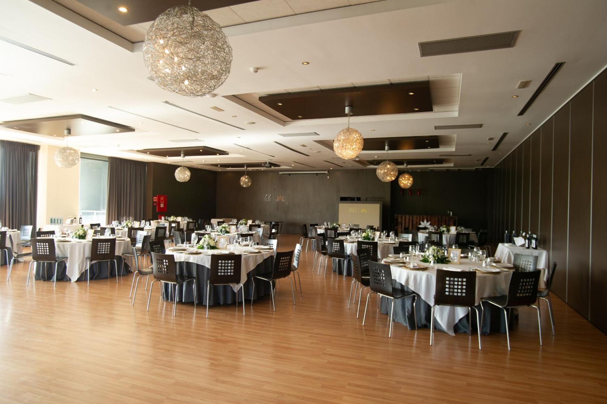 Azz Valencia Congress Hotel & Spa Paterna Bagian luar foto