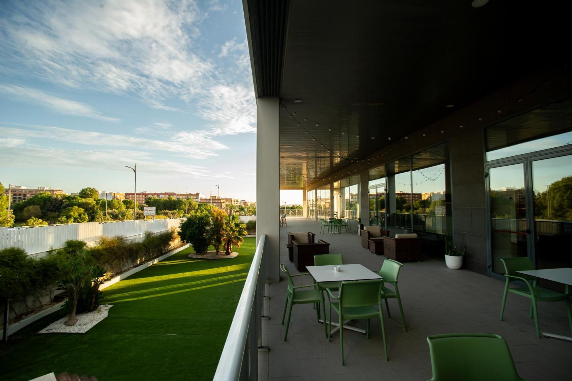 Azz Valencia Congress Hotel & Spa Paterna Bagian luar foto