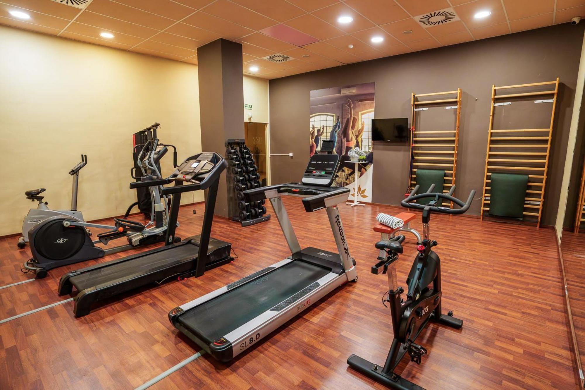 Azz Valencia Congress Hotel & Spa Paterna Bagian luar foto