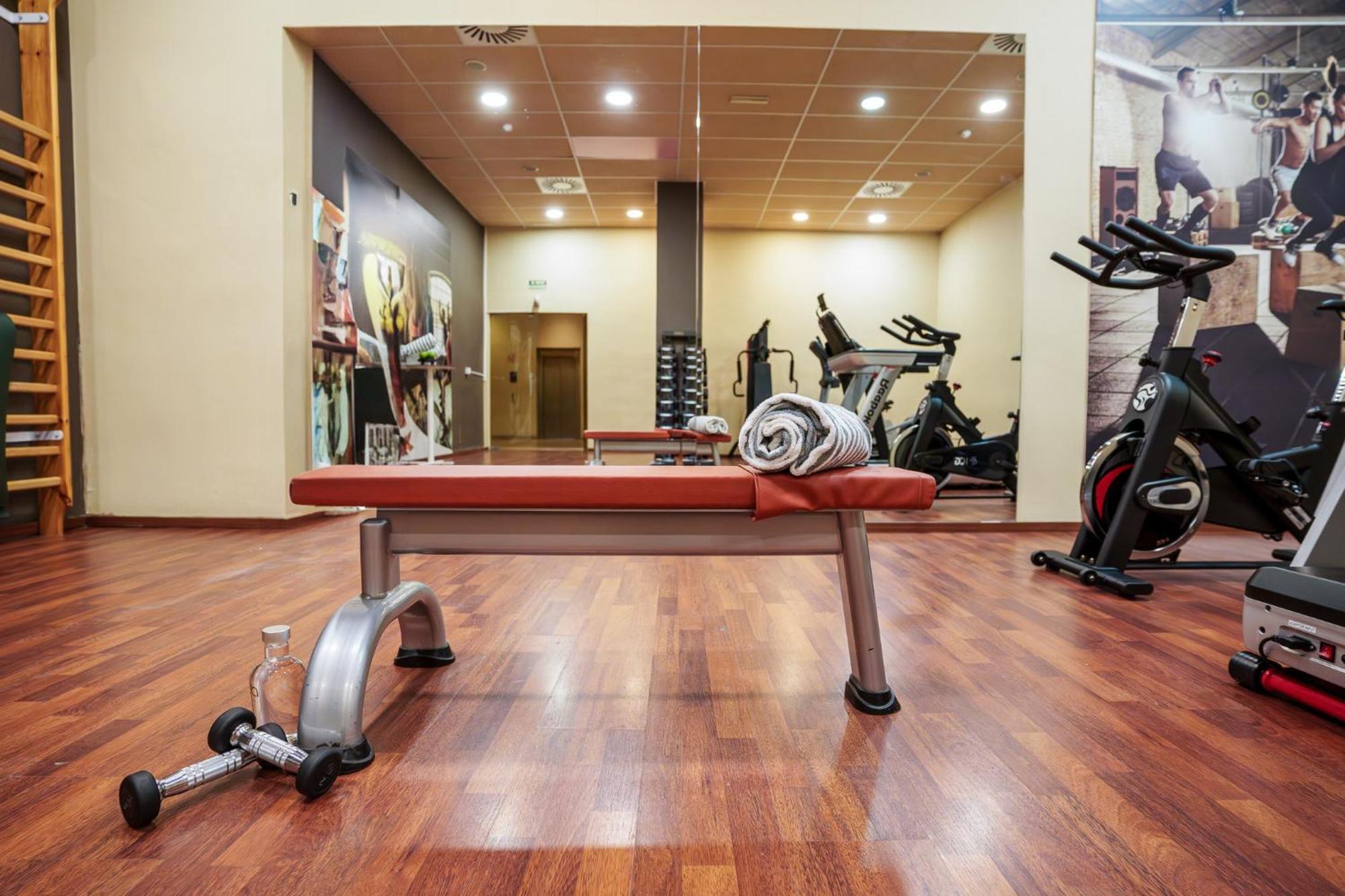 Azz Valencia Congress Hotel & Spa Paterna Bagian luar foto